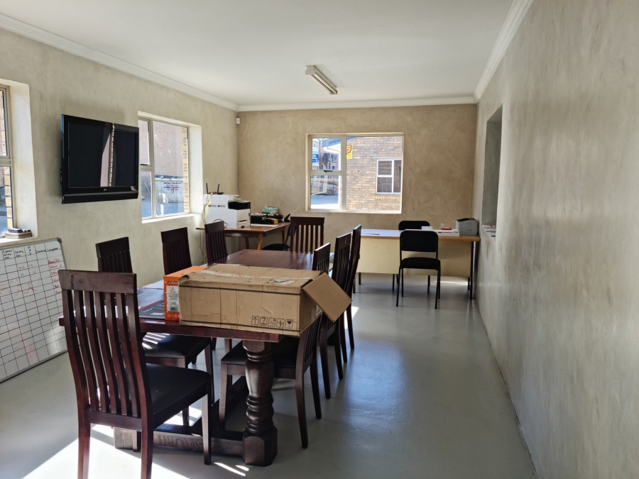 To Let commercial Property for Rent in Broadlands Western Cape